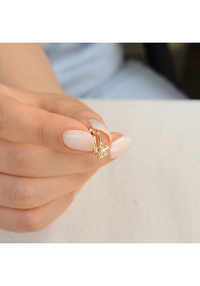 Goldkupe 14 Ayar Altın Çiçek J Küpe 1,16 Gr-2500