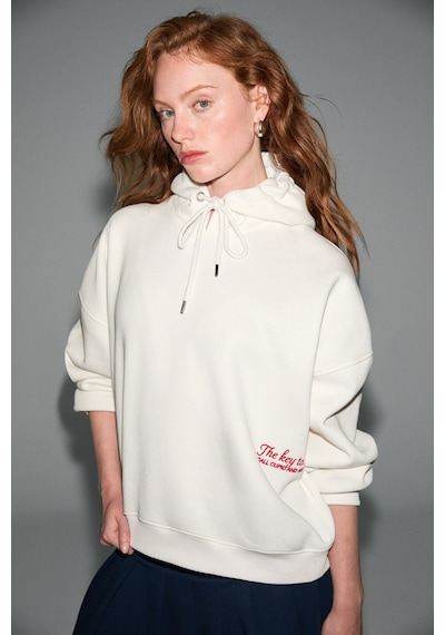 Grimelange JASSES Kadın Oversize Nakışlı Kapüşonlu Beyaz Sweatshirt
