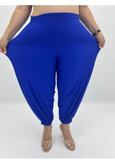 Büyük Beden Kemerli Yüksek Bel Likralı Balon Kesim Lastikli Paça Sandy Kumaş Kadın Pantolon Saks Mavisi Büyük Beden Kemerli Yüksek Bel Likralı Balon Kesim Lastikli Paça Sandy Kumaş Kadın Pantolon Saks Mavisi