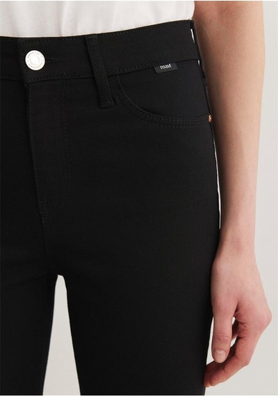 Mavi Cindy Black 90's Siyah Kadın Kot Pantolon M100277-82292 Mavi Cindy Black 90's Siyah Kadın Kot Pantolon M100277-82292