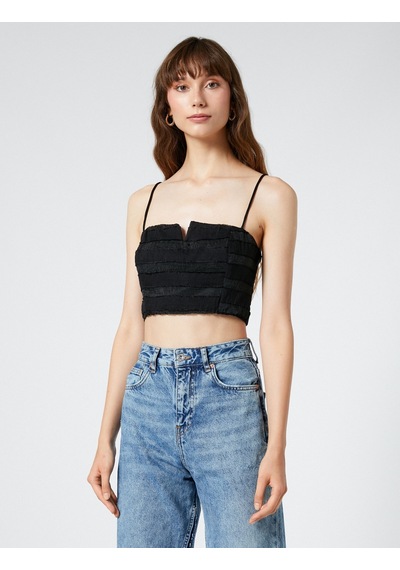 Koton Crop Bluz İnce Askılı Pencere Detaylı Viskon Karışımlı Siyah 4wak60004fw 4WAK60004FW999 Siyah Koton Crop Bluz İnce Askılı Pencere Detaylı Viskon Karışımlı Siyah 4wak60004fw 4WAK60004FW999 Siyah