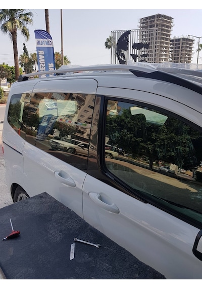 Courier 2014 2015 2016 2017 2018 2019 Tavan Üstü Çıta Port Bagaj