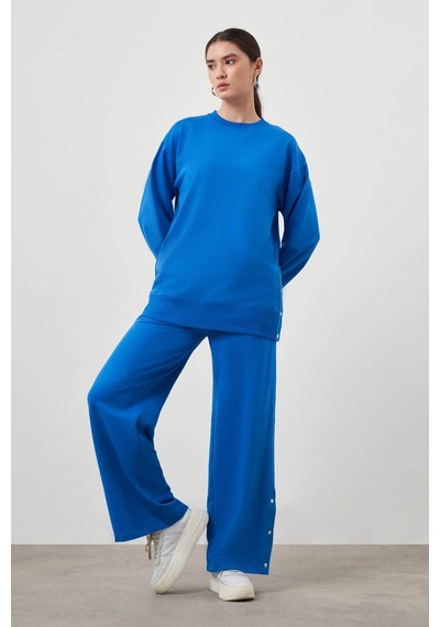 Yanları Çıtçıtlı Mavi Sweatshirt Mavi