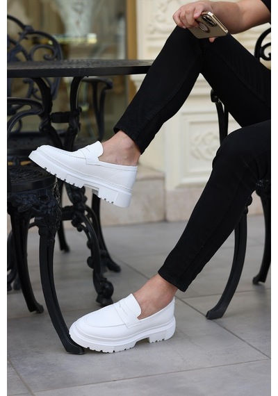 Shoetyle - Beyaz Deri Bağcıksız Erkek Günlük Ayakkabı 101-9069-941 Beyaz
