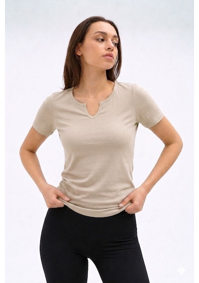 Normal People Irıs - Likralı Organik Pamuk Kumaştan Slimfit Kadın T-shirt Bej