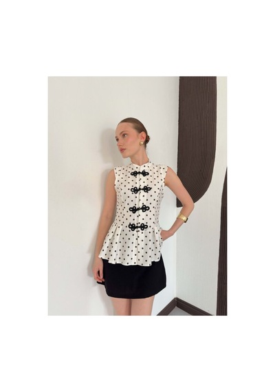 Verymoda Çin Düğmeli Puantiyeli Bluz D3074 Krem