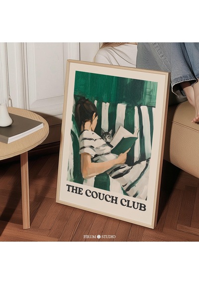 Kitap Kurdu Kız Okuma Posteri, Koyu Yeşil Tonlarda Couch Club Sanatı