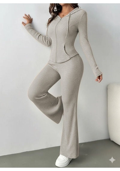 Alyn Wear Kadın Uzun Kollu Kapşonlu Önden Fermuarlı Kaşkorse Bluz Ve Pantolon Ikili Takım Bej