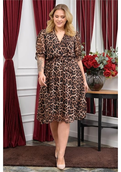 Neşeli Butik Kadın Yeni Sezon Leopar Desenli Büyük Beden Şifon Elbise Ry80622 Siyah Neşeli Butik Kadın Yeni Sezon Leopar Desenli Büyük Beden Şifon Elbise Ry80622 Siyah
