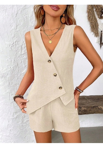 Defymoda Kadın Askılı Önü Düğmeli Asimetrik Detaylı Bluz Ve Astarlı Short Ikili Takım Bej