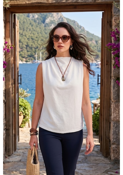Lela Slim Fit Dik Yaka Omuz Büzgülü Bayan Bluz 6527836 Beyaz