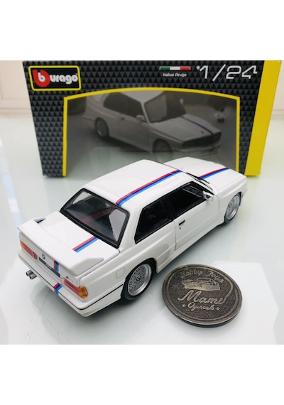 Yeni - New 1988 Bmw M3 E30 White 1:24 Ölçek Burago Marka