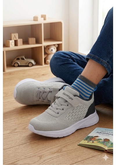 Slazenger Erkek Çocuğu Yazlık Terletmez Kaydırmaz Koku Yapmaz Full Ortopedik Tarz Hafif Yürüyüş Ayakkabısı Gri Slazenger Erkek Çocuğu Yazlık Terletmez Kaydırmaz Koku Yapmaz Full Ortopedik Tarz Hafif Yürüyüş Ayakkabısı Gri