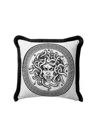 Mitolojik Medusa Figürlü Saçaklı Yastık Kılıfı - Yunan Esintili Modern Siyah Püsküllü Kırlent Kılıfı Doygun Fırtına Aqua Mitolojik Medusa Figürlü Saçaklı Yastık Kılıfı - Yunan Esintili Modern Siyah Püsküllü Kırlent Kılıfı Doygun Fırtına Aqua