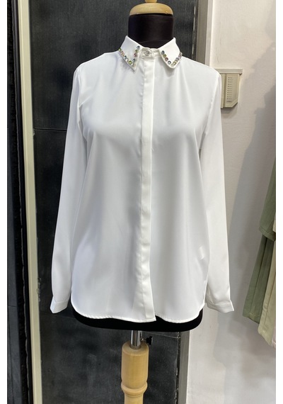 Pera Moda Yakası Taşlı Basic İç Göstermeyen Şık Gömlek Beyaz