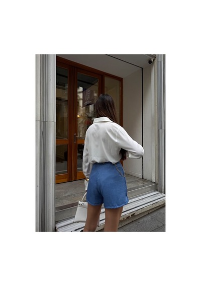 Nido Moda Zincir Kemerli Mini Şort Mavi