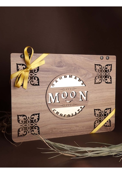 Moon Chocolate Special Handmade Dolgulu Çikolata Ahşap Kutu 40'lı