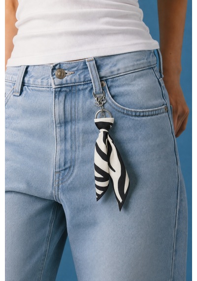 Tarzınıseç Zebra Desenli Silver Anahtarlık Fular Charm