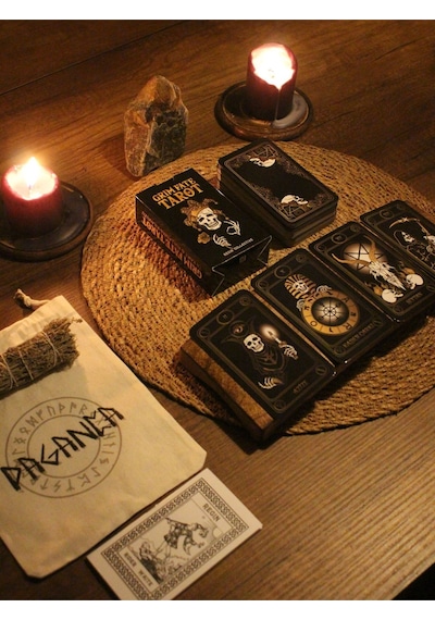 Grim Fate Tarot Destesi 78 Kart - Arındırma Kesesi - Demet Tütsü