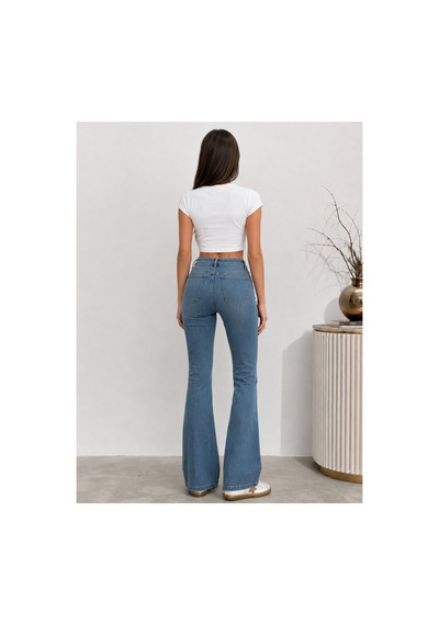 Bluemarlin Tint İşlemli Ön İşlemli Likralı Tam Kalıp Denim İspanyol Paça Jeans Pantolon Tint İşlemli Bluemarlin Tint İşlemli Ön İşlemli Likralı Tam Kalıp Denim İspanyol Paça Jeans Pantolon Tint İşlemli