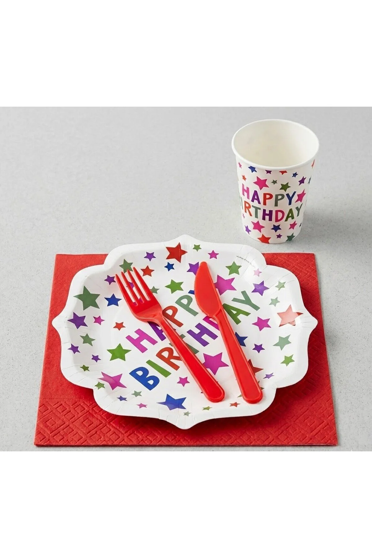 Happy Brithday 16 Kişilik 96 Parça Kullan At Set Karton Tabak-karton Bardak-kağıt Peçete-plastik Çatal-bıçak 1