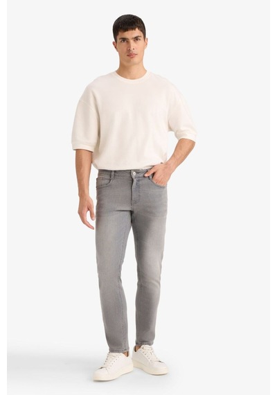 Defacto Pedro Slim Fit Dar Kalıp Normal Bel Dar Paça Cepli Jean Pantolon D0027AX24AU Gri