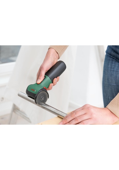 Bosch EasyCut&Grind Akülü Çok Amaçlı Ahşap & Metal Kesici ve Taşlayıcı - 06039d2000