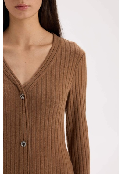 DeFacto Bodycon Vücudu Saran Basic Düz V Yaka Düğmeli Fitilli Kaşkorse Midi Uzun Kollu Elbise B3261AX24WNBN325 Kahve