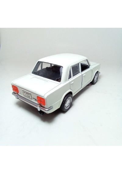Oyuncak Metal Model Araba 1/36 Çek Bırak Beyaz Hacı Murat 124