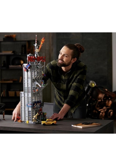 LEGO® Marvel 76178 Daily Bugle 3370 Parça