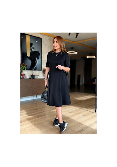 Butik İstanbul Kadın Kısa Kollu Bisiklet Yakalı Yandan Toka Detaylı Kısa Modal Elbise Siyah