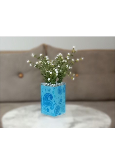 Vazoda Beyaz Yapay Çiçek Dekoratif Mavi Vazo Dahil 7 x 7 x 17 CM