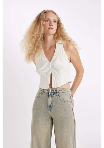 Defacto Coool Slim Fit Dar Kesim Düğmeli Triko Yelek	 D3584AX24HS Ekru