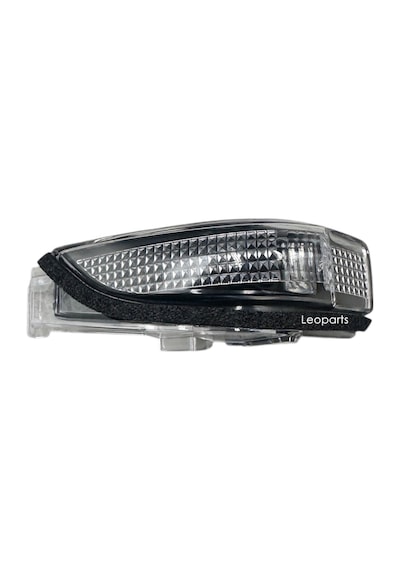 Leoparts Toyota Corolla Dikiz Ayna Sinyali Sağ 2013-2018 81730-52100