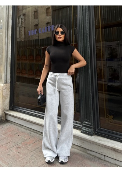 Out Of Standart Kadın Wide-leg Kalıp Beli Lastikli Kordon Detaylı Eşofman Altı Kar Melanj Out Of Standart Kadın Wide-leg Kalıp Beli Lastikli Kordon Detaylı Eşofman Altı Kar Melanj