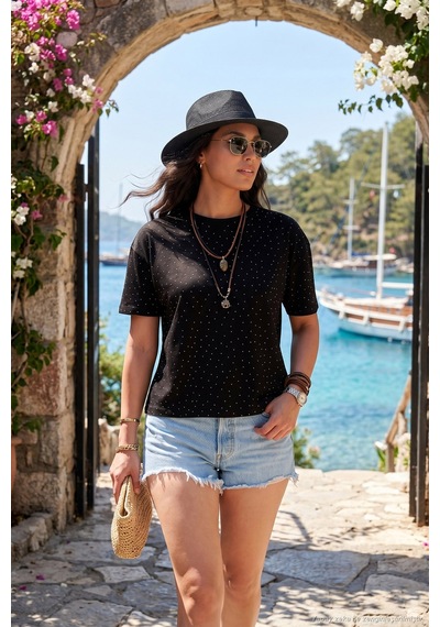Lela Rahat Kalıp Bisiklet Yaka Taş Detaylı T Shirt Bayan T Shirt 5866943 Siyah