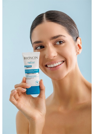 Bioxcin Acnium Sebum Dengeleyici Nemlendirici Krem 50 Ml + Bioxcin Acnium Yüz Yıkama Jeli Sebium Dengeleyici 500 Ml