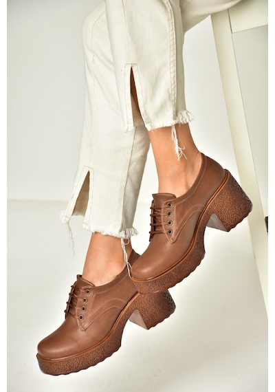 Fox Shoes T996154009 Taba Kalın Topuklu Bağcıklı Kadın Ayakkabı Taba