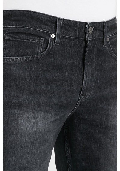 Boss Pamuklu Slim Fit Dar Paça Jeans Erkek Kot Pantolon 50565988 025 Koyu Antrasit Boss Pamuklu Slim Fit Dar Paça Jeans Erkek Kot Pantolon 50565988 025 Koyu Antrasit