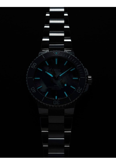 Oris Aquis Date Upcycle 01 733 7789 4150-07 8 23 04peb Çok Renkli
