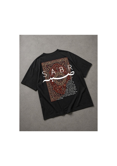 Yolo Street Oversize Siyah Tişört Sabr Halı Desenli Arka Baskı Unisex Pamuk Streetwear Siyah Yolo Street Oversize Siyah Tişört Sabr Halı Desenli Arka Baskı Unisex Pamuk Streetwear Siyah