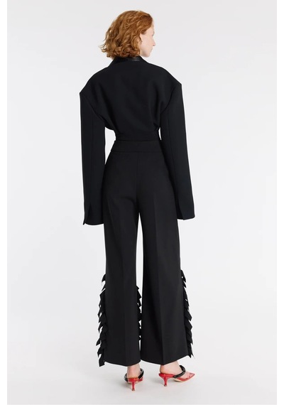 A.w.a.k.e. Mode Yüksek Bel Culottes Geometrik Dikdörtgen Detaylı Şık Ve Modern Tasarım Siyah A.w.a.k.e. Mode Yüksek Bel Culottes Geometrik Dikdörtgen Detaylı Şık Ve Modern Tasarım Siyah