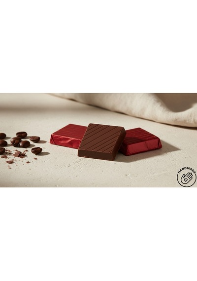 Nutat Kırmızı Sargılı Kalın Kare Çikolata Fındık Kremalı & Parçacıklı 500 Gr