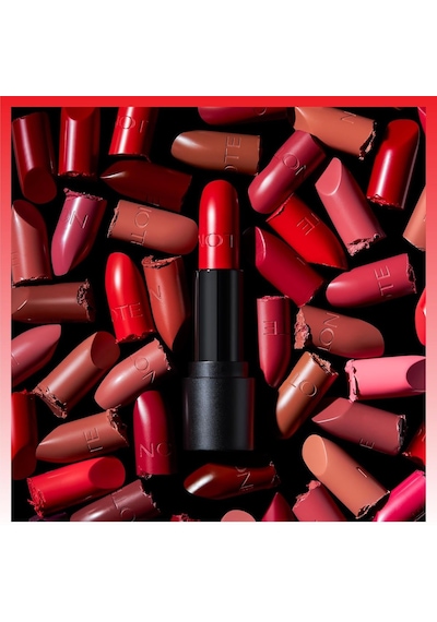 Note Cosmetics Deep Impact Lipstick 13 Impressive Red Kremsi Dokulu Yarı Parlak Ruj, Kırmızı Diğer