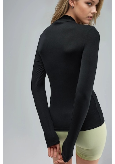 Hiccup Busem Slim Fit Yarım Balıkçı Yaka Bluz Siyah