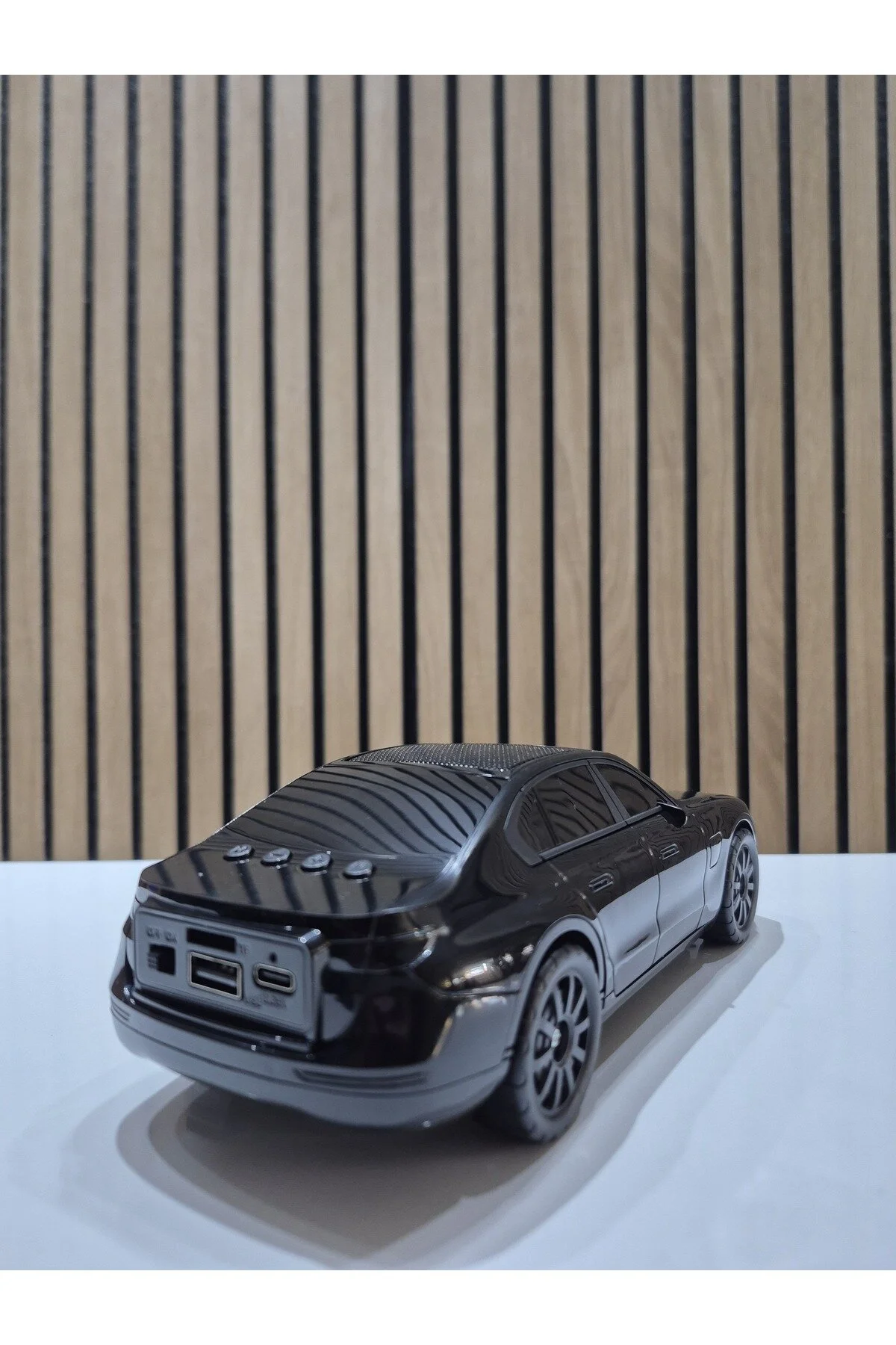 Siyah Bmw Arabalı Müzik Kutusu Speaker Fm Radyo Usb Tf X-703