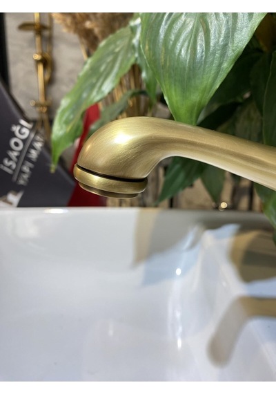 İsaoğlu Yapı Antik Gold Lavabo Bataryası Antik Lavabo Musluğu Country Tasarım Mat Gold Batarya Gold
