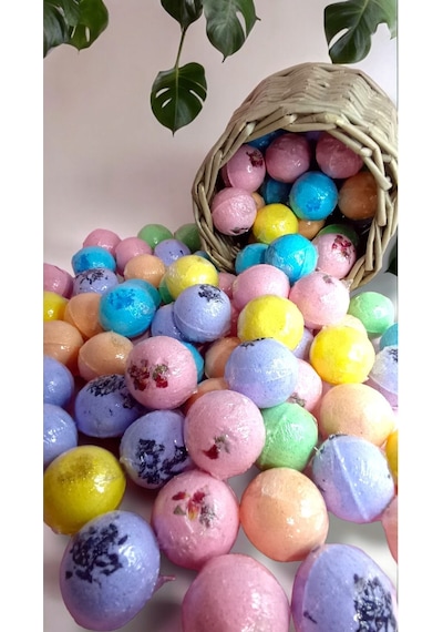 Star Bomb Karışık Manikür ve Pedikür Topu Nem Bombası 100 x 40 G