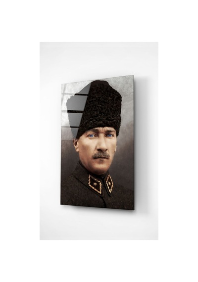 Atatürk Cam Tablo Sanatsal Duvar Dekoru Solmayan Canlı Renkler Mutfak Ve Yemek Alanı Sevdiklerinize Hediyelik Dayanıklı Cam Yapı