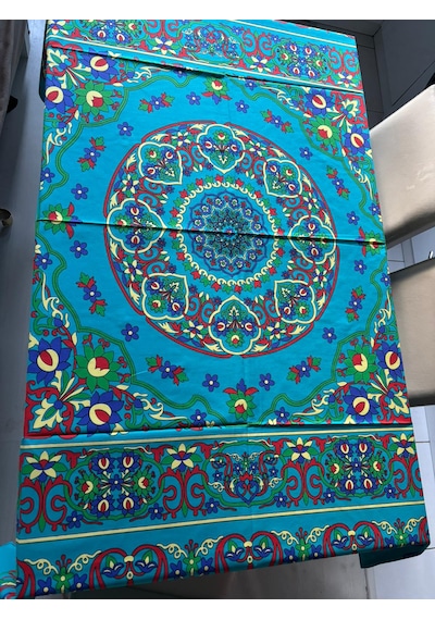 Kolay Temizlenebilir Renkli Cıvıl Cıvıl Desenli Masa Örtüsü 170x170 Cm Turkuaz
